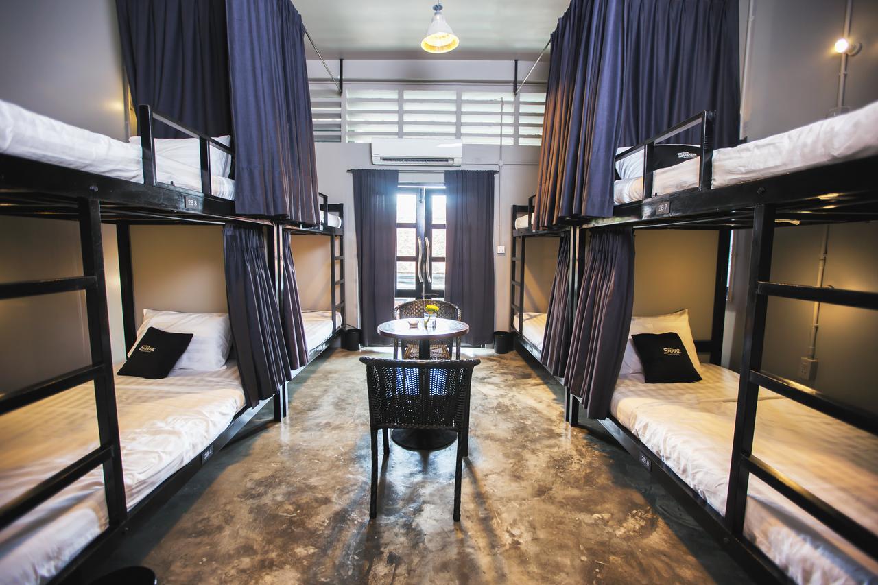 The Share Phnom Penh Hostel מראה חיצוני תמונה