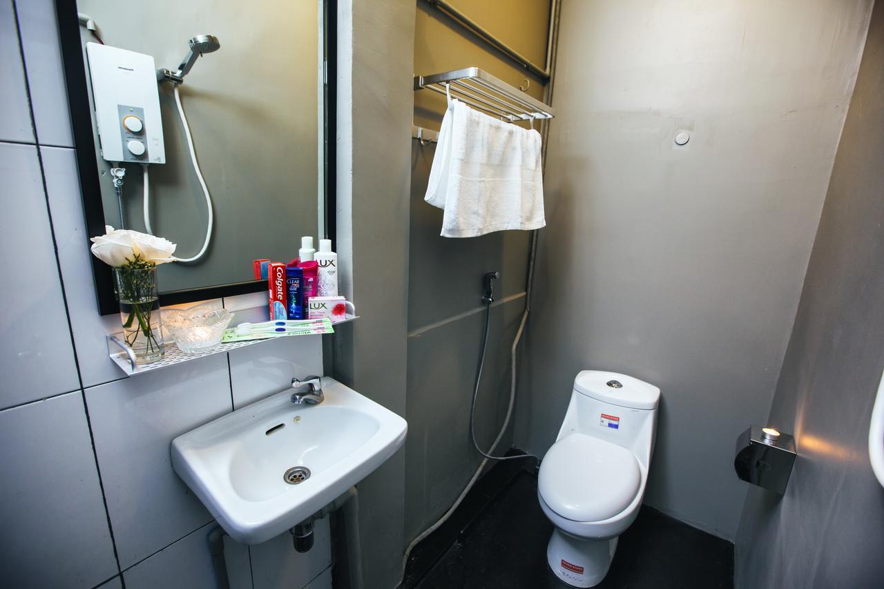 The Share Phnom Penh Hostel מראה חיצוני תמונה