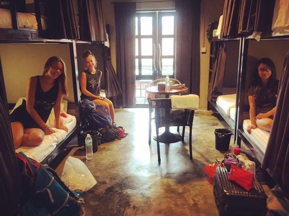 The Share Phnom Penh Hostel מראה חיצוני תמונה